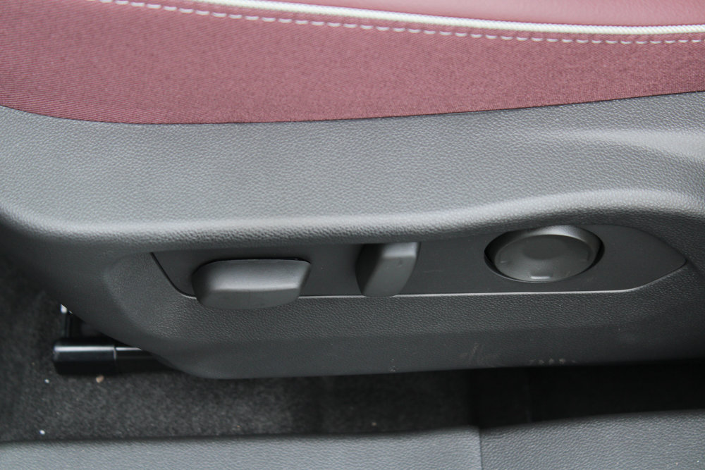 New 2025 Buick Envision Sport Touring image 14