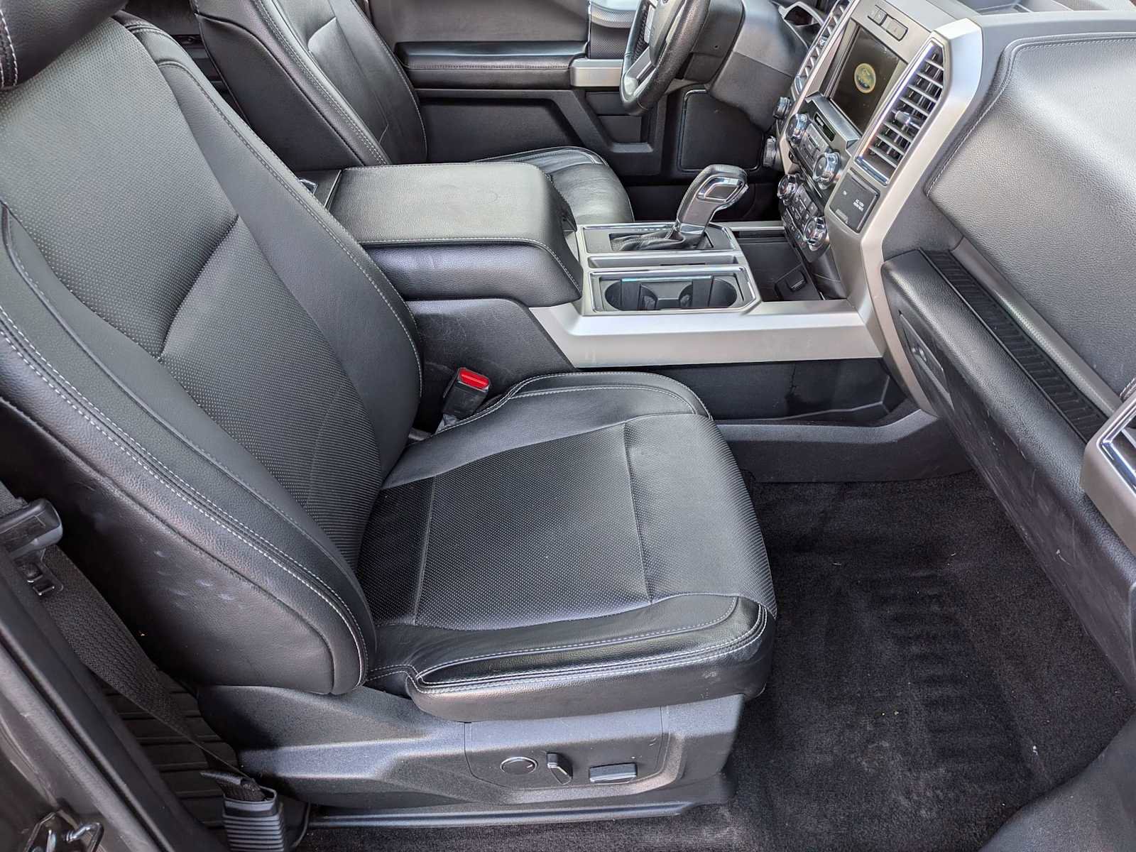 Used 2016 Ford F150 Lariat image 20