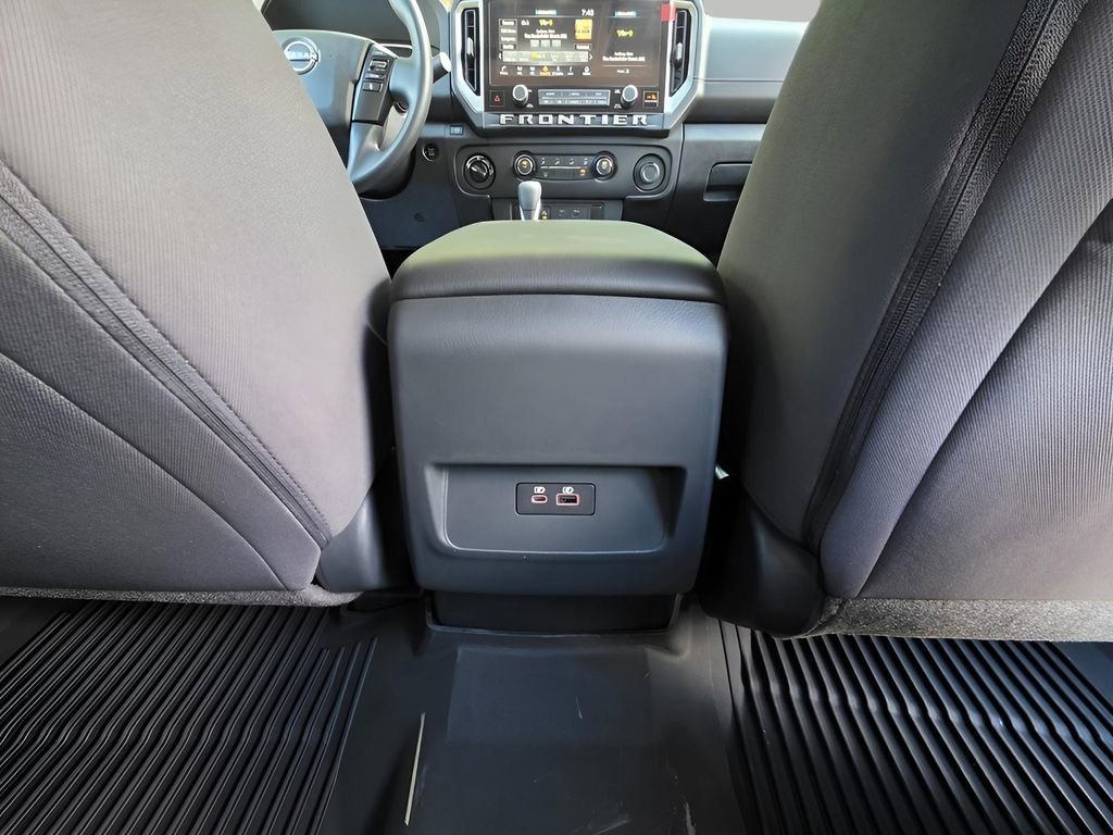 New 2026 Nissan Frontier SV w/ Tow Package image 9