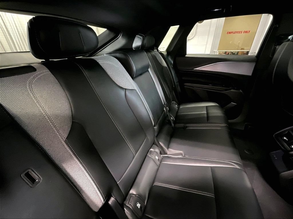 Used 2024 Cadillac Lyriq Tech w/ Driver Assist Package AWD/4WD image 16