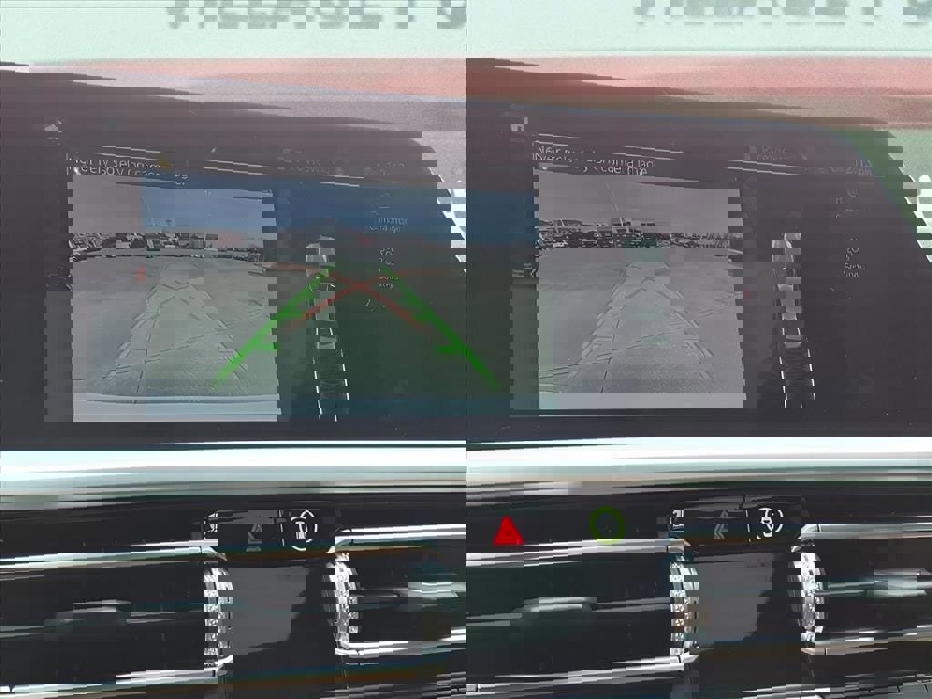 Used 2021 BMW 330i xDrive Sedan w/ Premium Package image 18