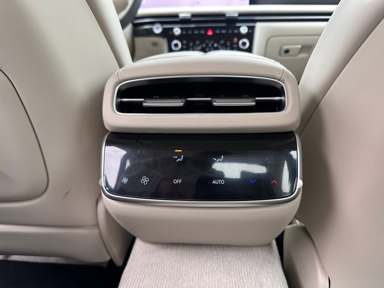 Used 2025 Genesis G80 3.5T Sport Prestige image 18