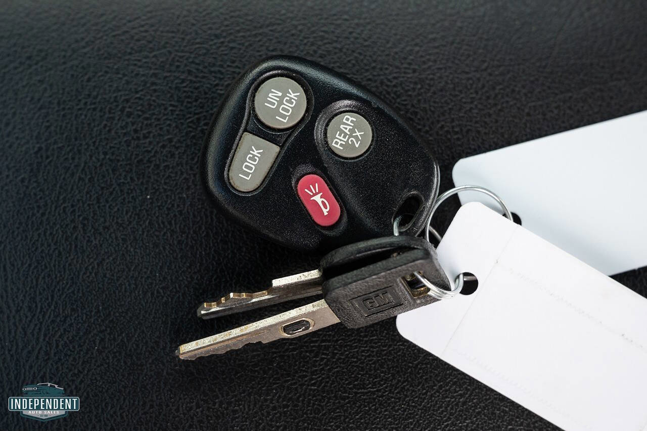 Used 2000 Chevrolet Camaro LT image 25