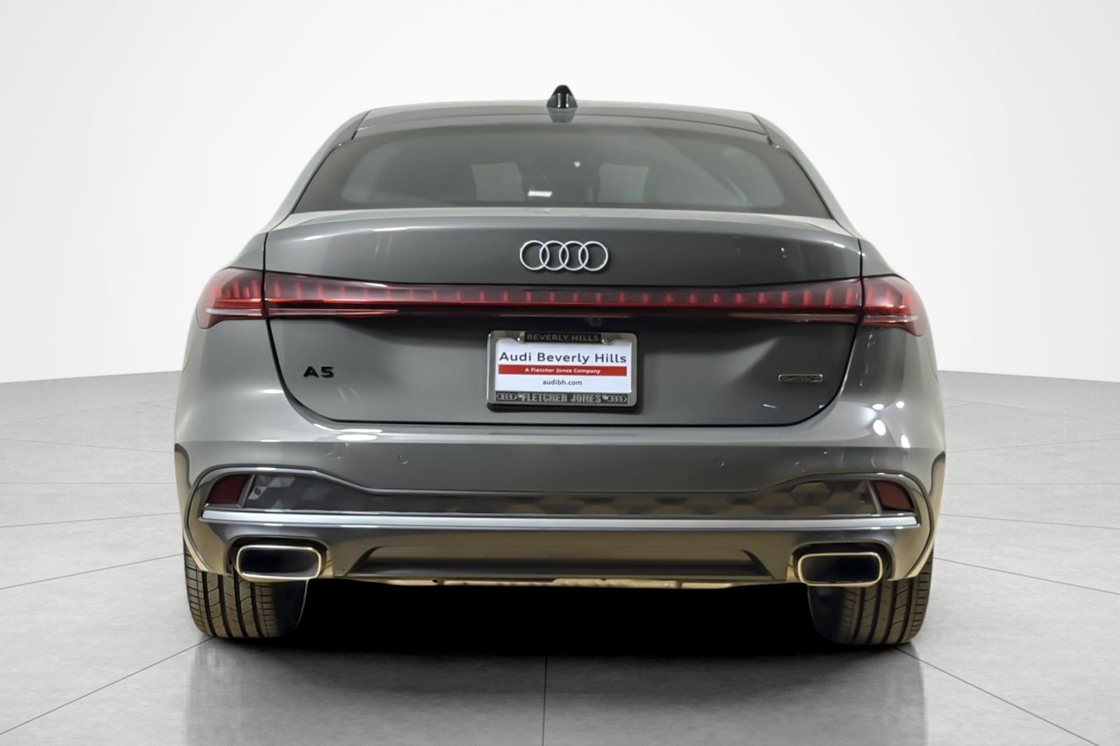 Used 2025 Audi A5 2.0T Premium Plus w/ Premium Plus AWD/4WD image 4