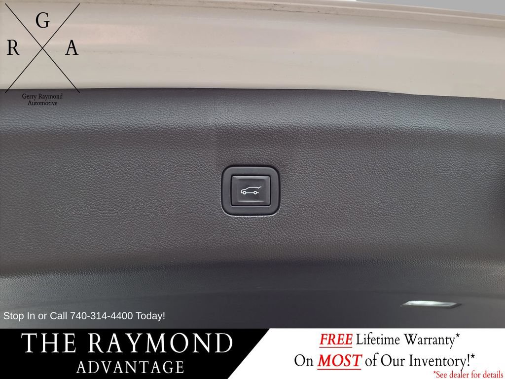 Used 2023 Buick Enclave Essence w/ Experience Buick Package AWD/4WD image 16