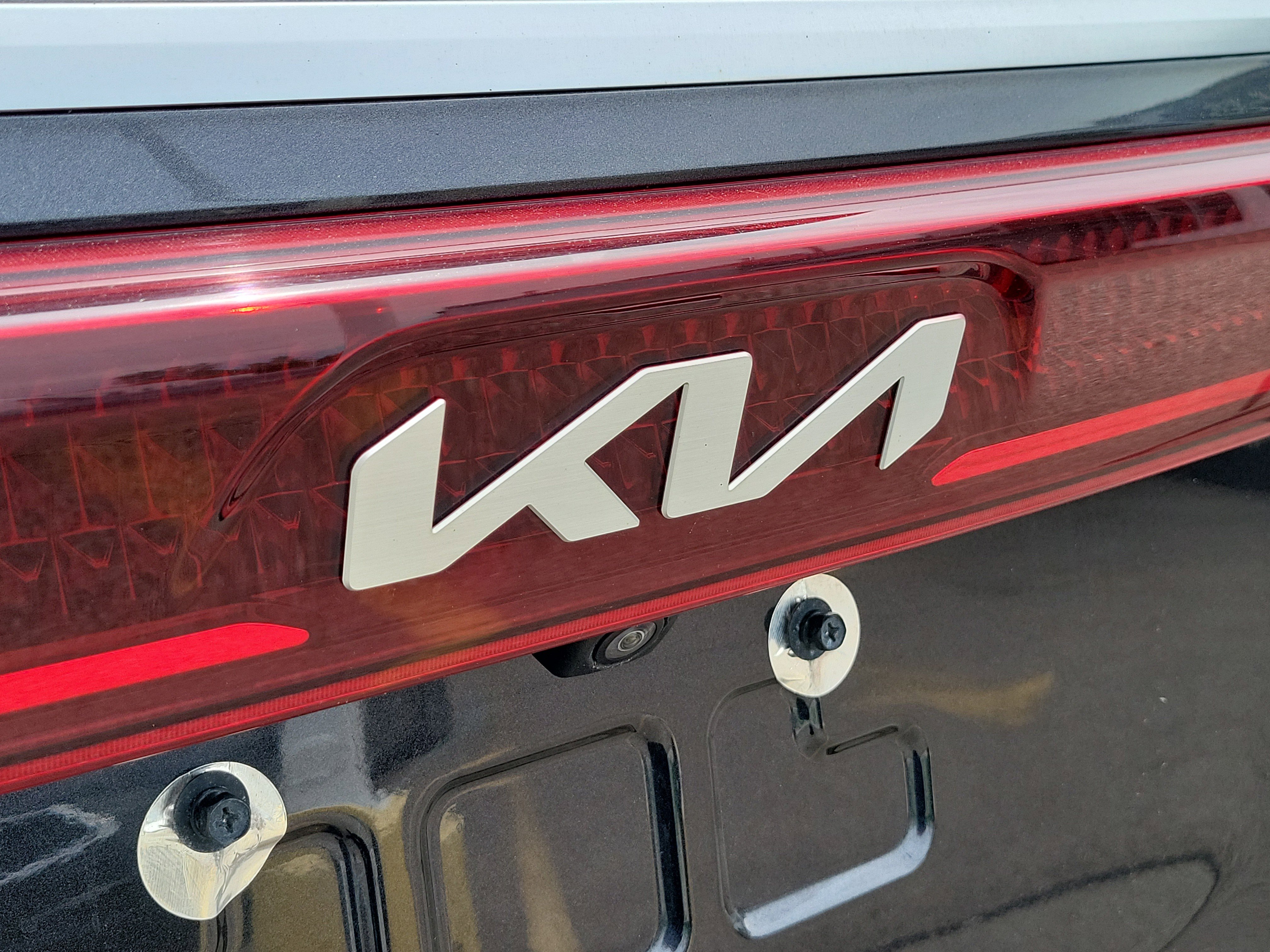 Used 2022 Kia Carnival SX FWD image 7