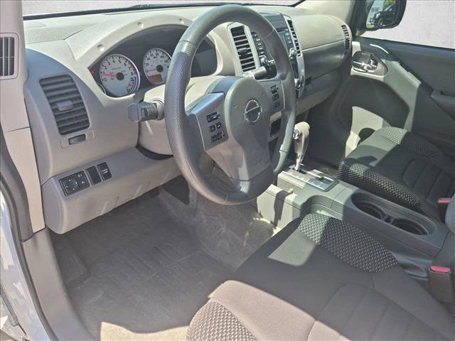 Used 2015 Nissan Frontier Desert Runner RWD image 10