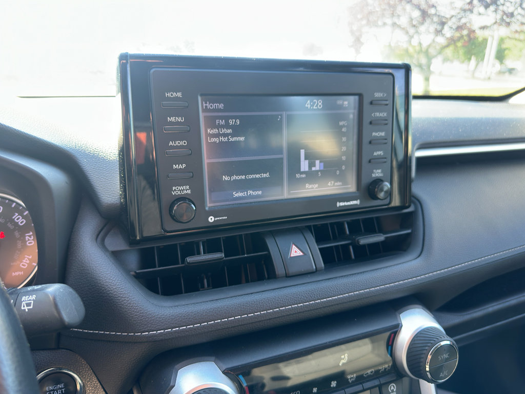 Used 2022 Toyota RAV4 XLE FWD image 20