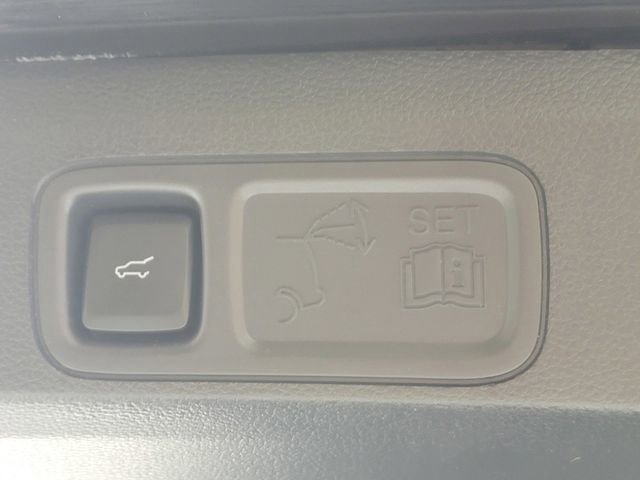 Certified 2024 Ford Expedition Limited AWD/4WD image 17