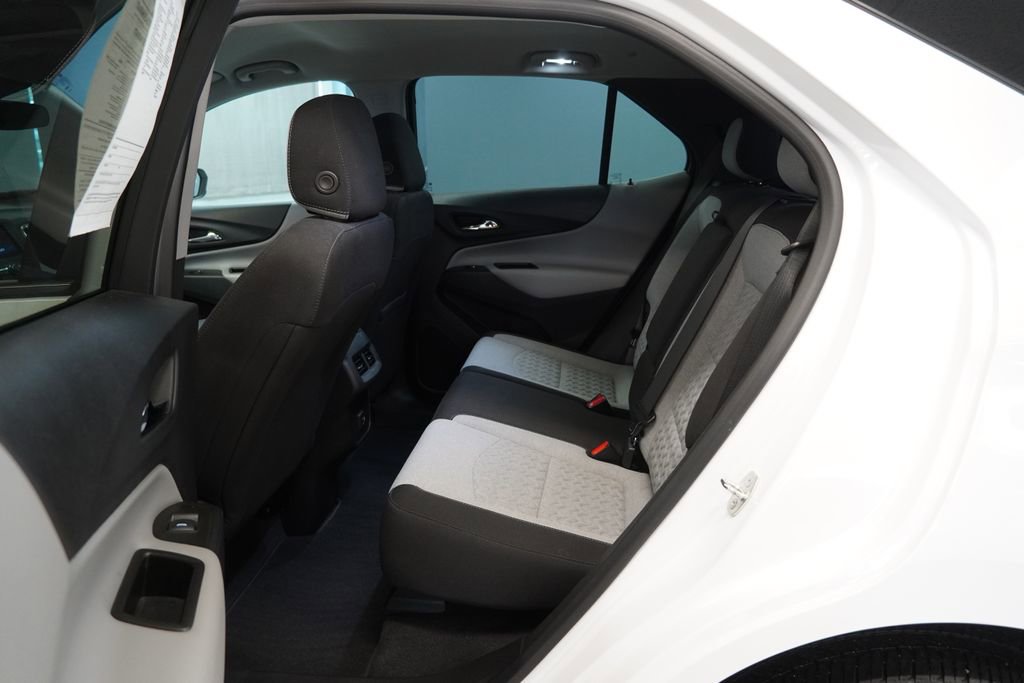 Used 2023 Chevrolet Equinox LS w/ LS Convenience Package image 20