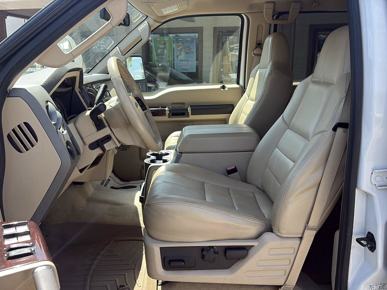 Used 2010 Ford F250 Lariat RWD image 8
