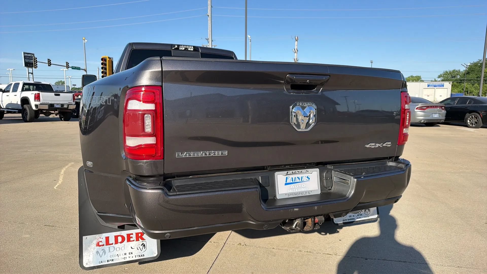 Used 2023 RAM 3500 Laramie AWD/4WD image 18