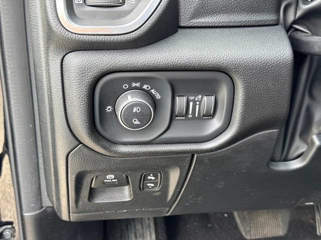 Used 2025 RAM 1500 Laramie AWD/4WD image 30