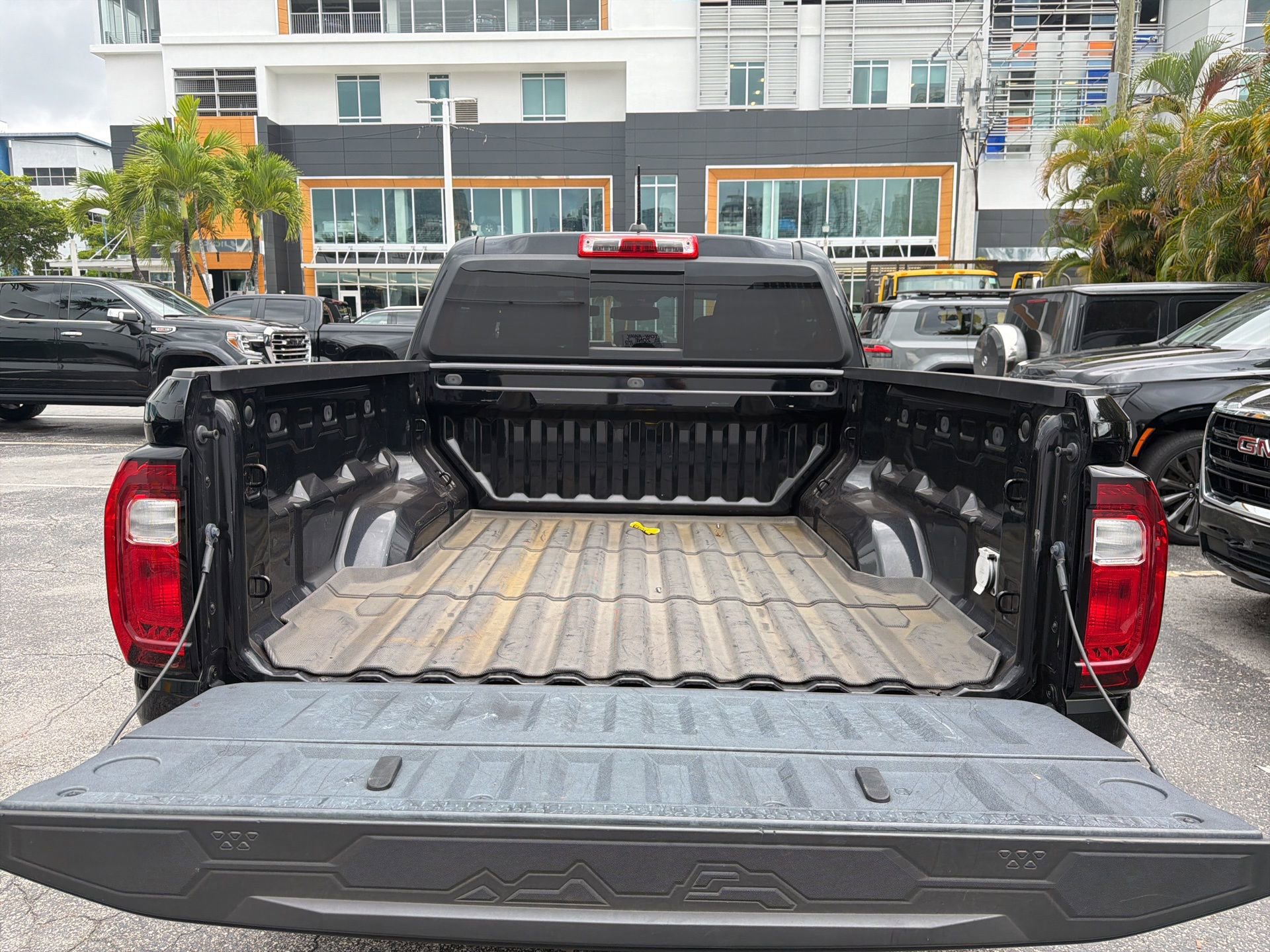 Used 2023 GMC Canyon Elevation w/ Convenience Package RWD image 19