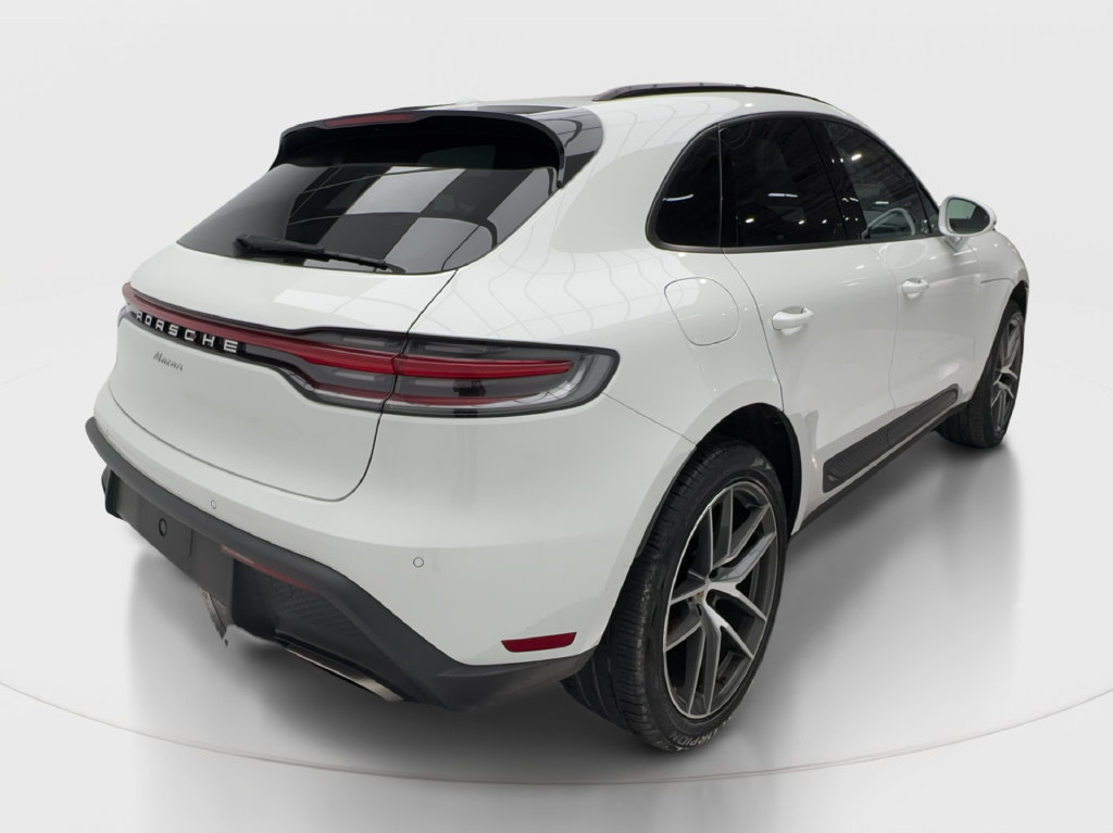 Used 2023 Porsche Macan AWD/4WD image 8