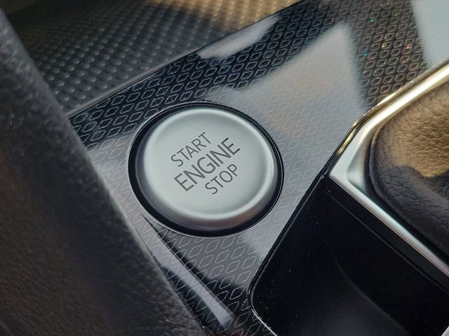 New 2025 Volkswagen Taos S image 14