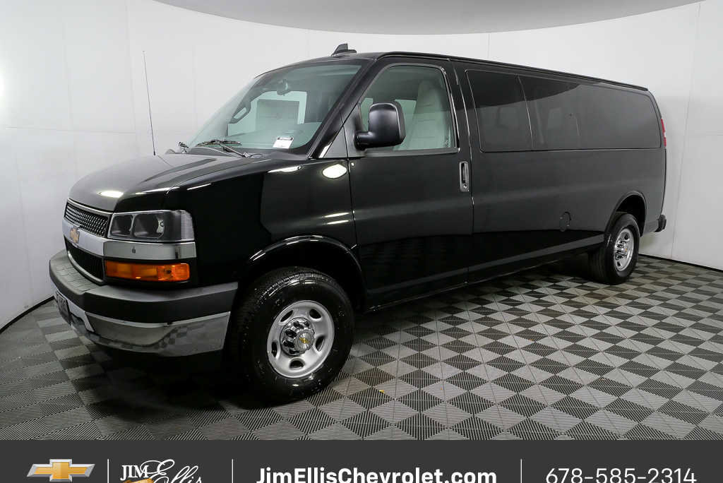 New 2025 Chevrolet Express 3500 LT w/ LT Preferred Equipment Group image 22