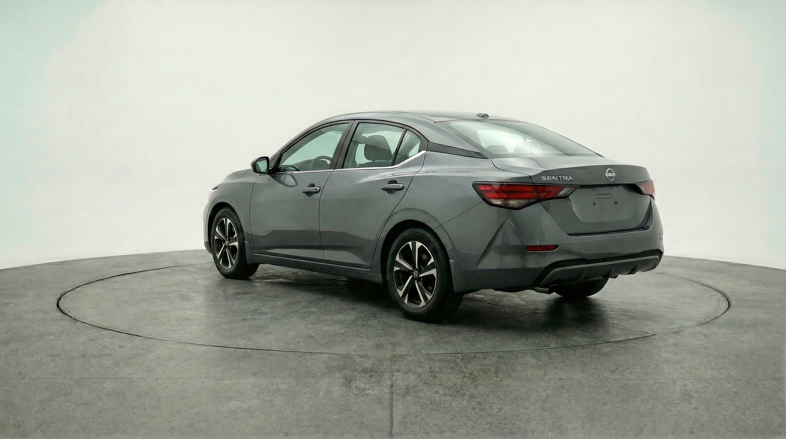 Used 2025 Nissan Sentra SV FWD image 6