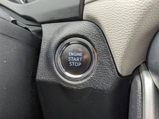 Certified 2021 Toyota RAV4 XLE w/ Convenience Package FWD image 21