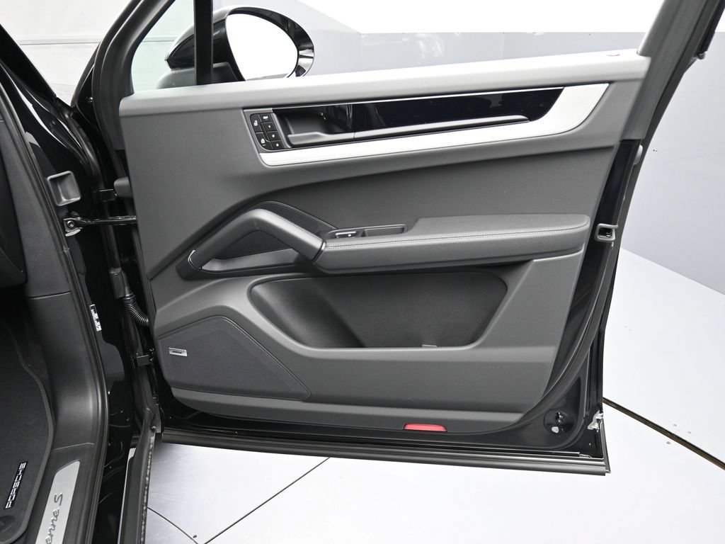 New 2026 Porsche Cayenne S AWD/4WD image 29