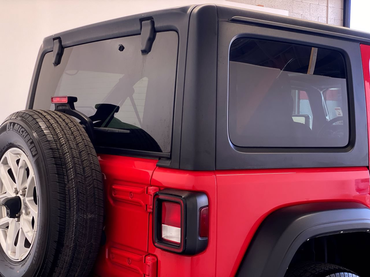 Used 2023 Jeep Wrangler Unlimited Sport AWD/4WD image 10