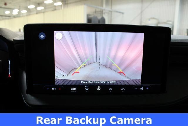 New 2026 Ford Maverick XL image 3