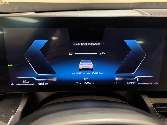 Used 2024 BMW 530i w/ Convenience Package image 11