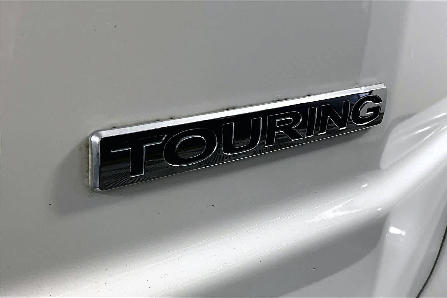 Used 2014 Honda Pilot Touring image 10
