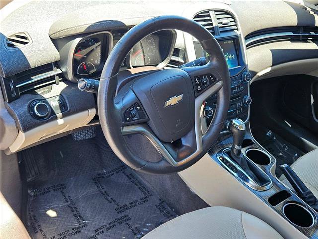 Used 2015 Chevrolet Malibu LT FWD image 9