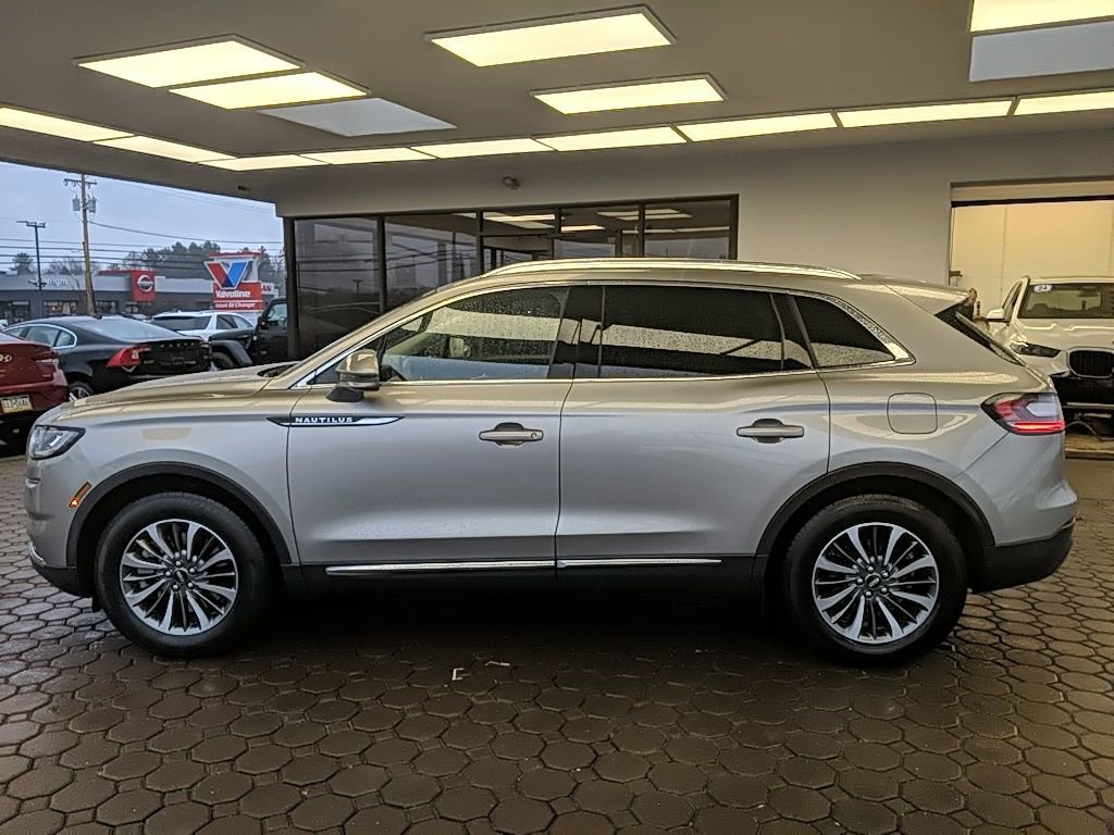 Certified 2023 Lincoln Nautilus FWD image 8