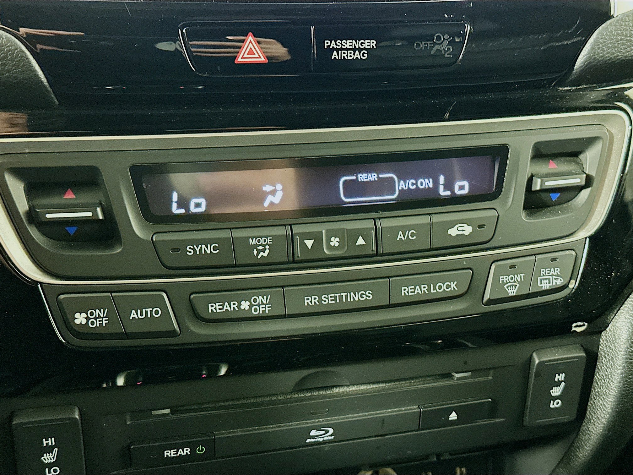 Used 2017 Honda Pilot Touring image 23
