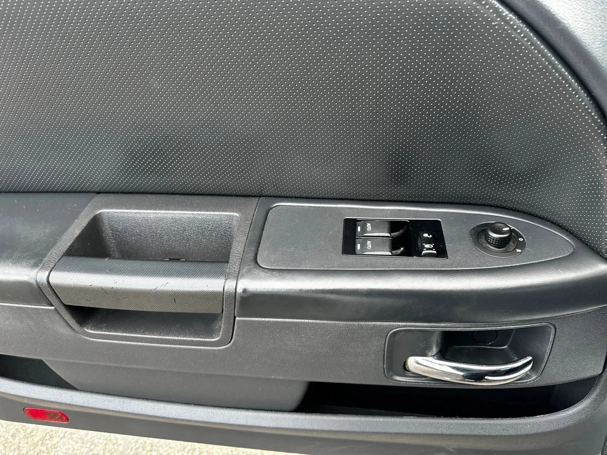 Used 2012 Dodge Challenger SXT Plus RWD image 34