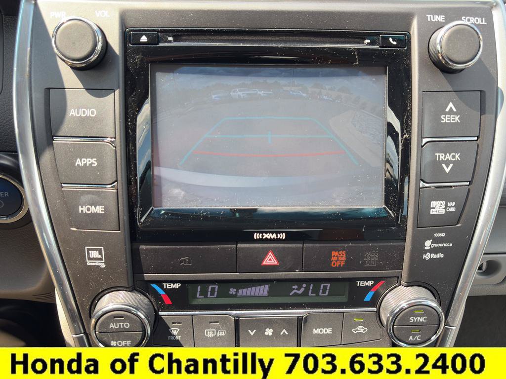 Used 2016 Toyota Camry XLE w/ Moonroof Package FWD image 17