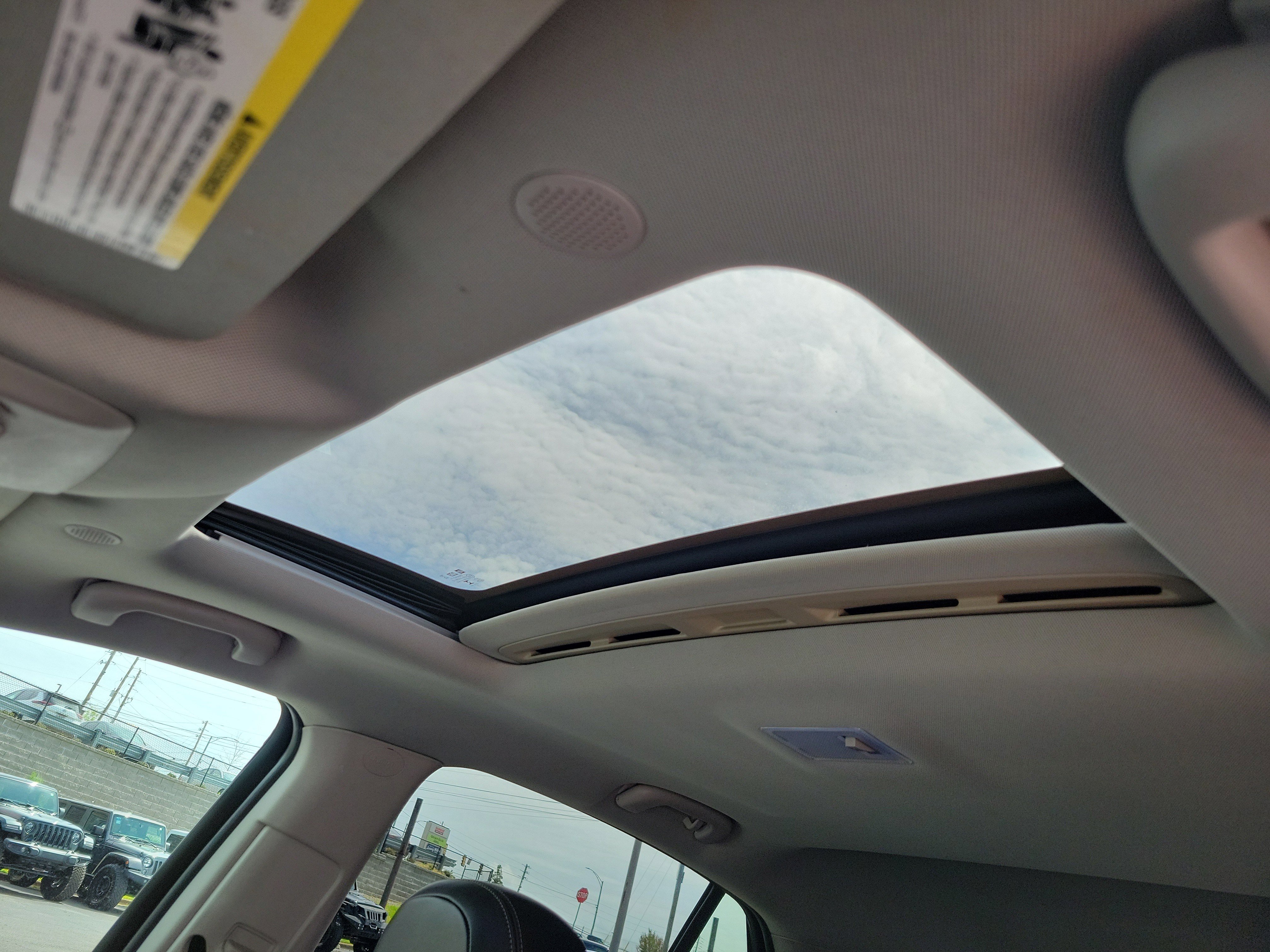 Used 2015 Buick Encore Leather w/ Experience Buick Package image 3