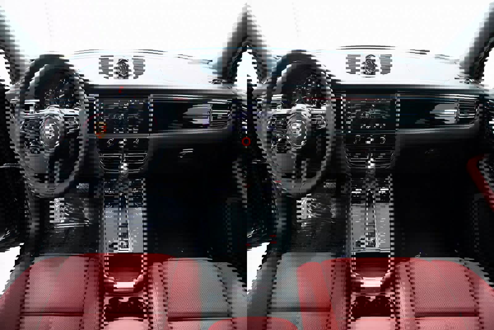 Certified 2025 Porsche Macan image 13