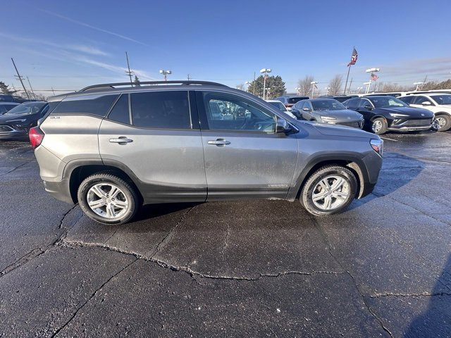 Used 2019 GMC Terrain SLE w/ Driver Convenience Package image 6