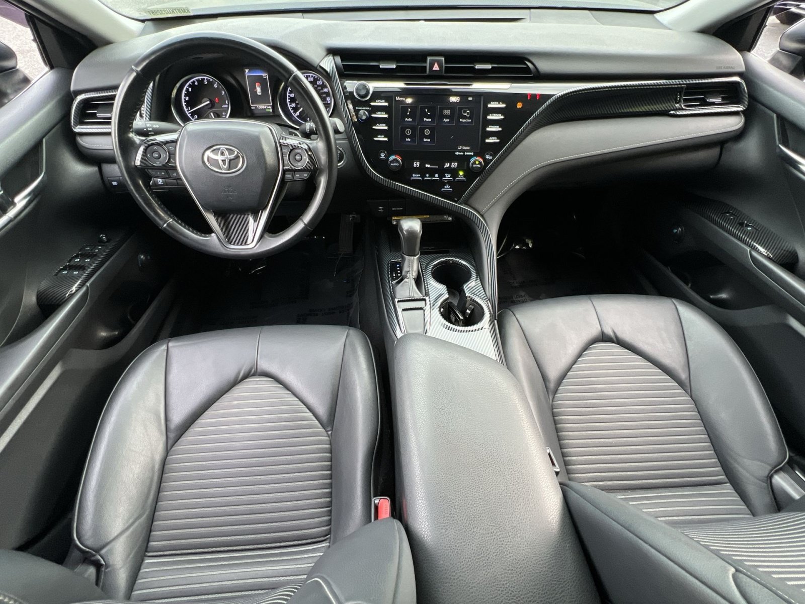 Used 2019 Toyota Camry SE w/ Audio Package FWD image 28