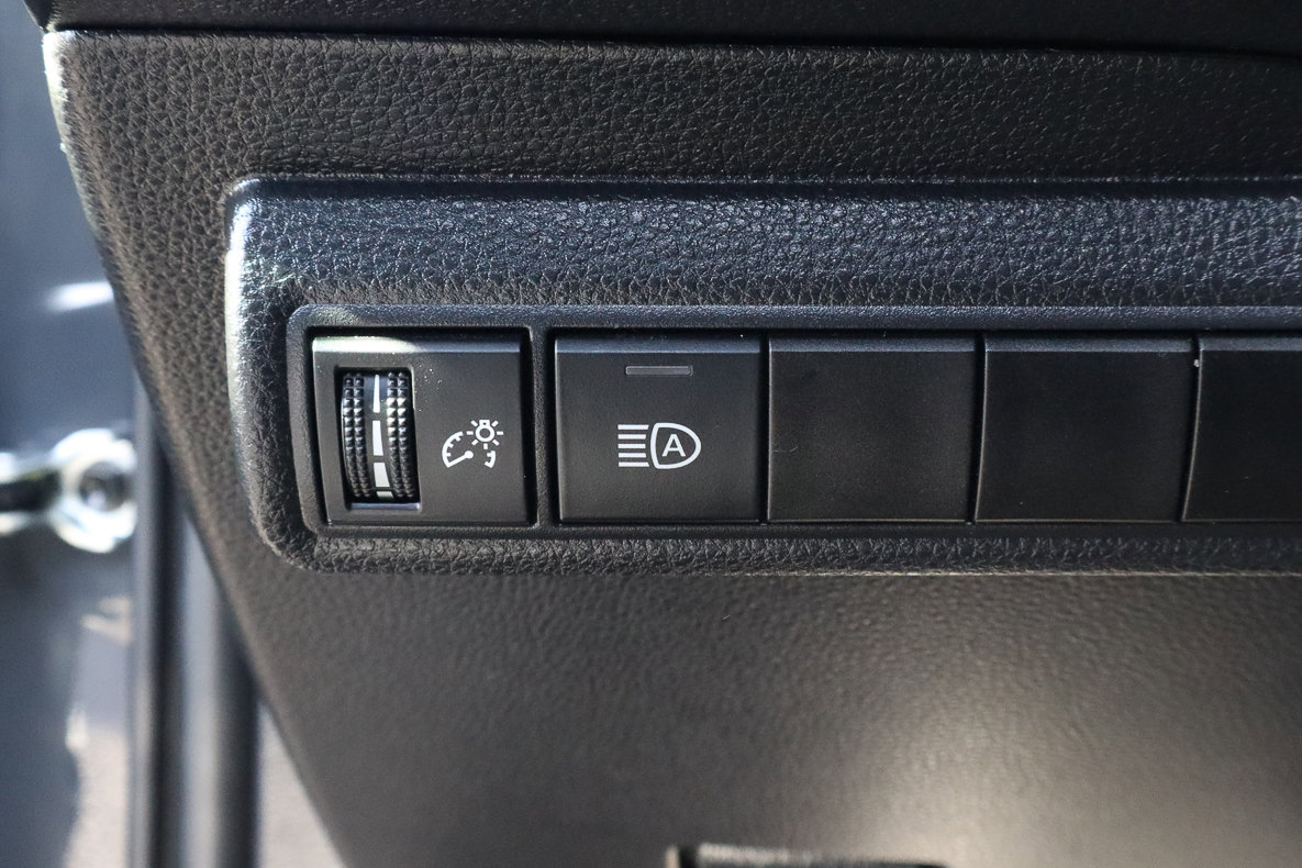 Used 2025 Toyota Corolla LE FWD image 15