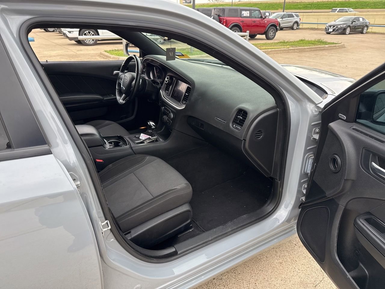 Used 2022 Dodge Charger SXT w/ Blacktop Package image 15
