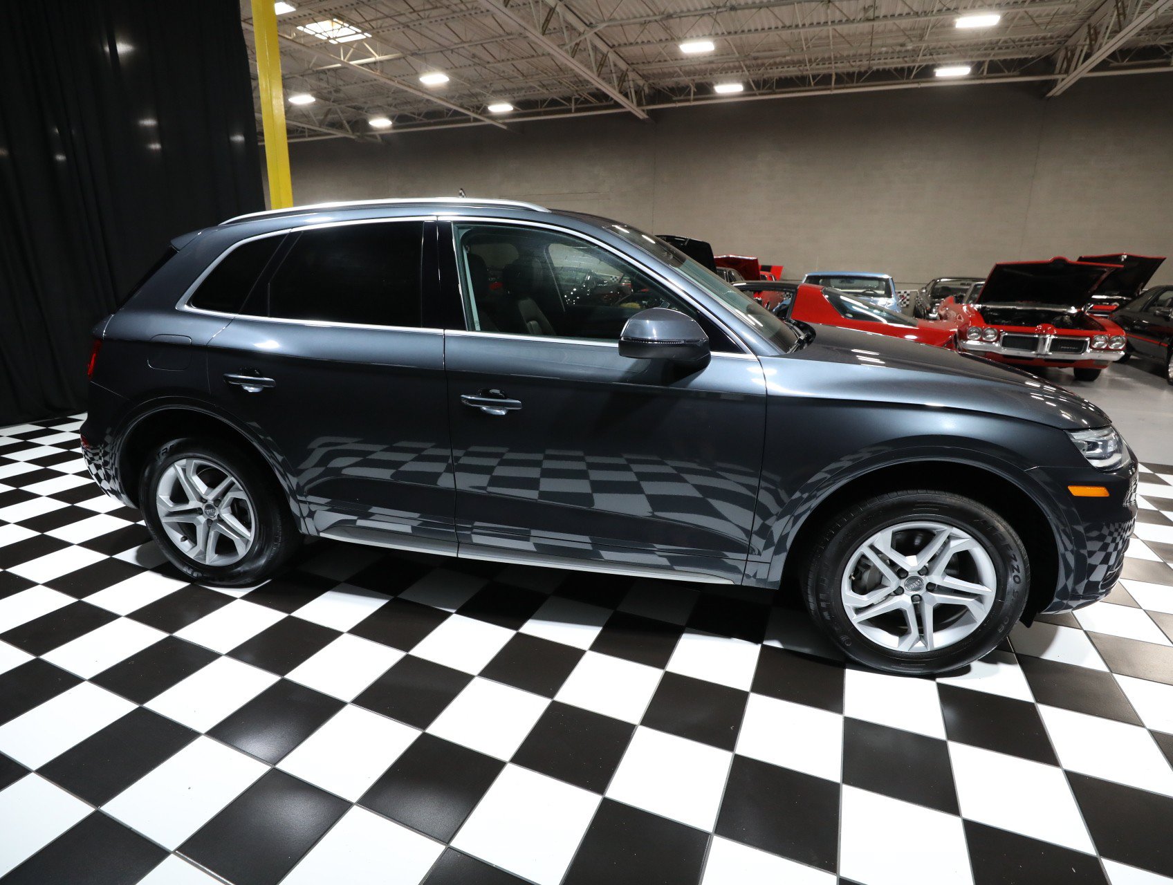 Used 2019 Audi Q5 2.0T Premium w/ Convenience Package AWD/4WD image 16