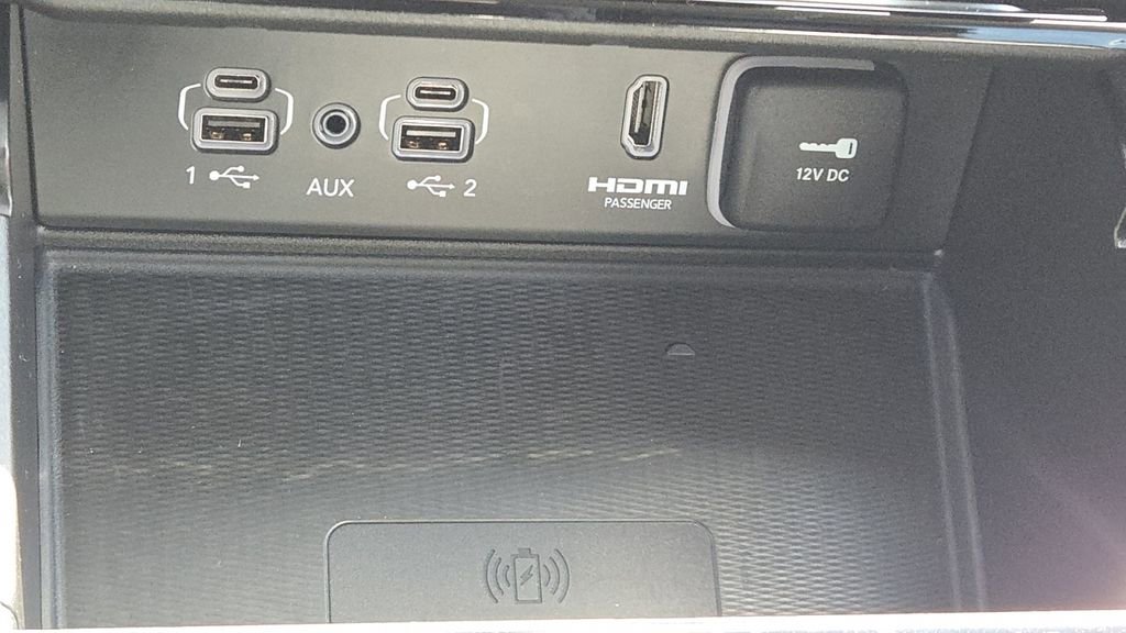 Used 2023 Jeep Grand Cherokee L Limited w/ Luxury Tech Group II image 14