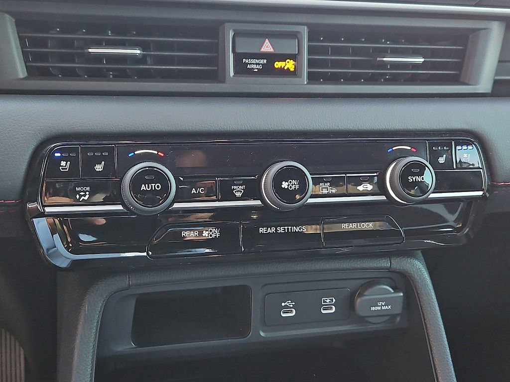 Used 2026 Honda Pilot Black Edition image 27