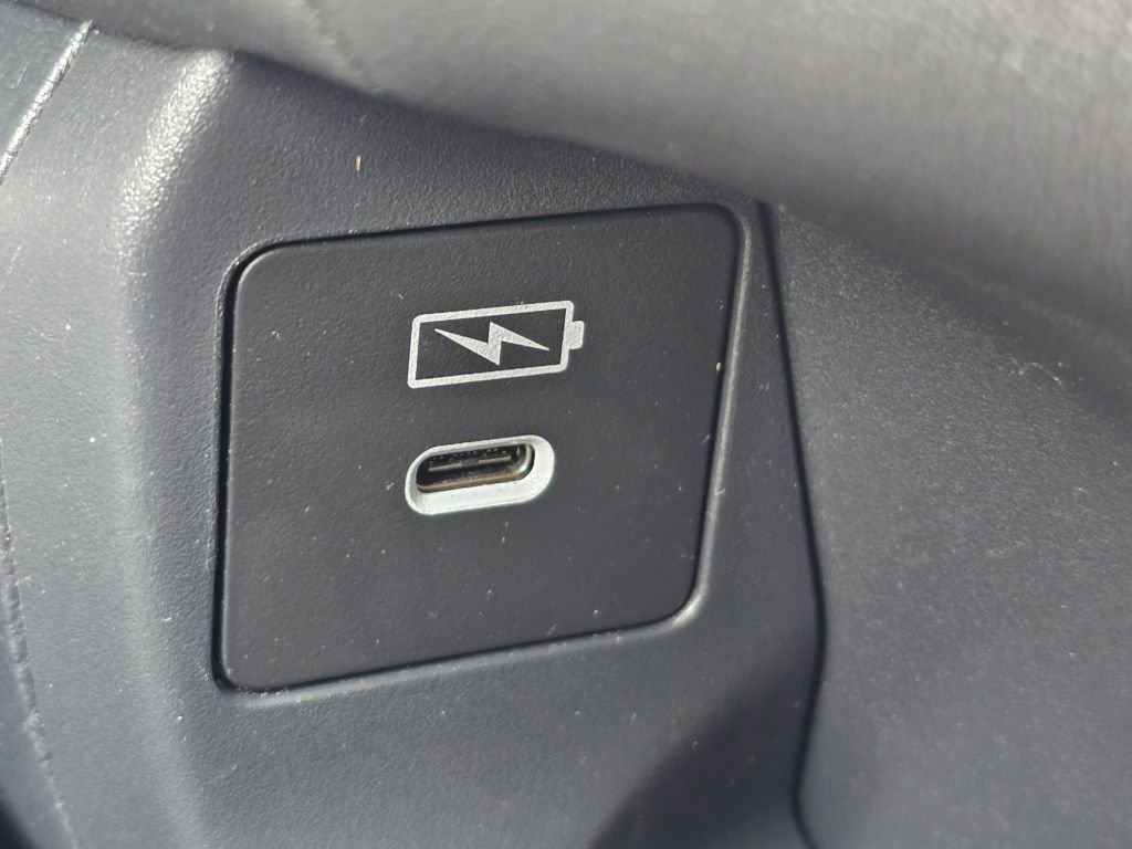 Used 2025 Honda HR-V LX image 10