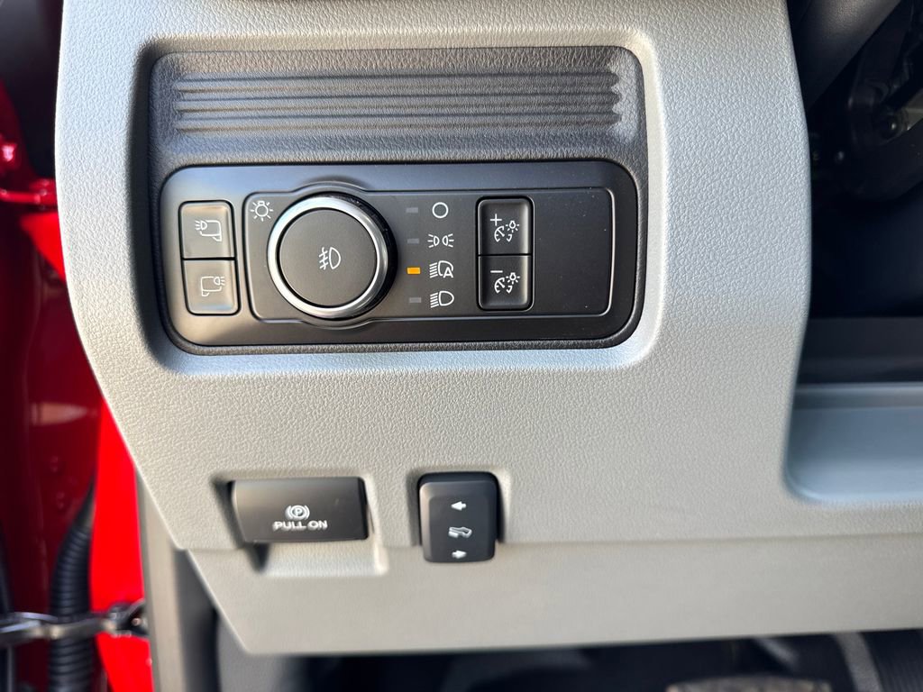 New 2026 Ford F350 XLT w/ XLT Value Package AWD/4WD image 22