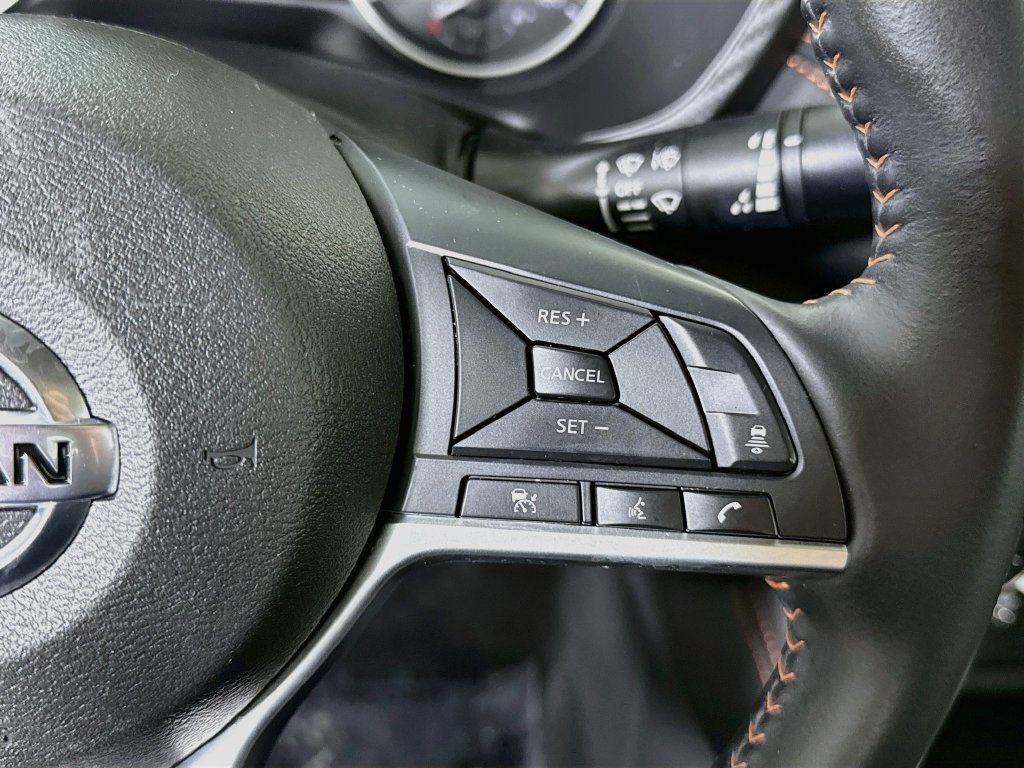 Used 2023 Nissan Sentra SR w/ SR Premium Package FWD image 24