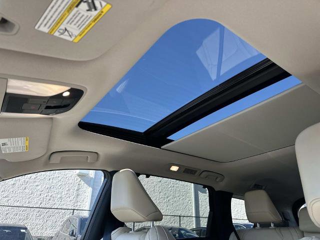 Certified 2023 INFINITI QX60 Luxe w/ Performance Audio Package image 28