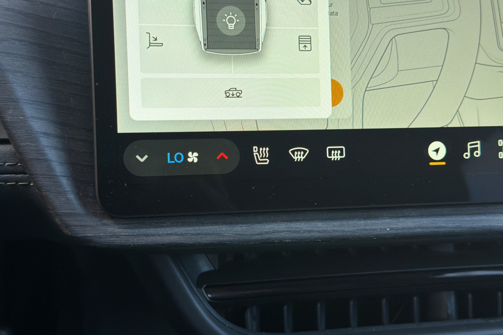 Used 2023 Rivian R1T Adventure Dual AWD/4WD image 24