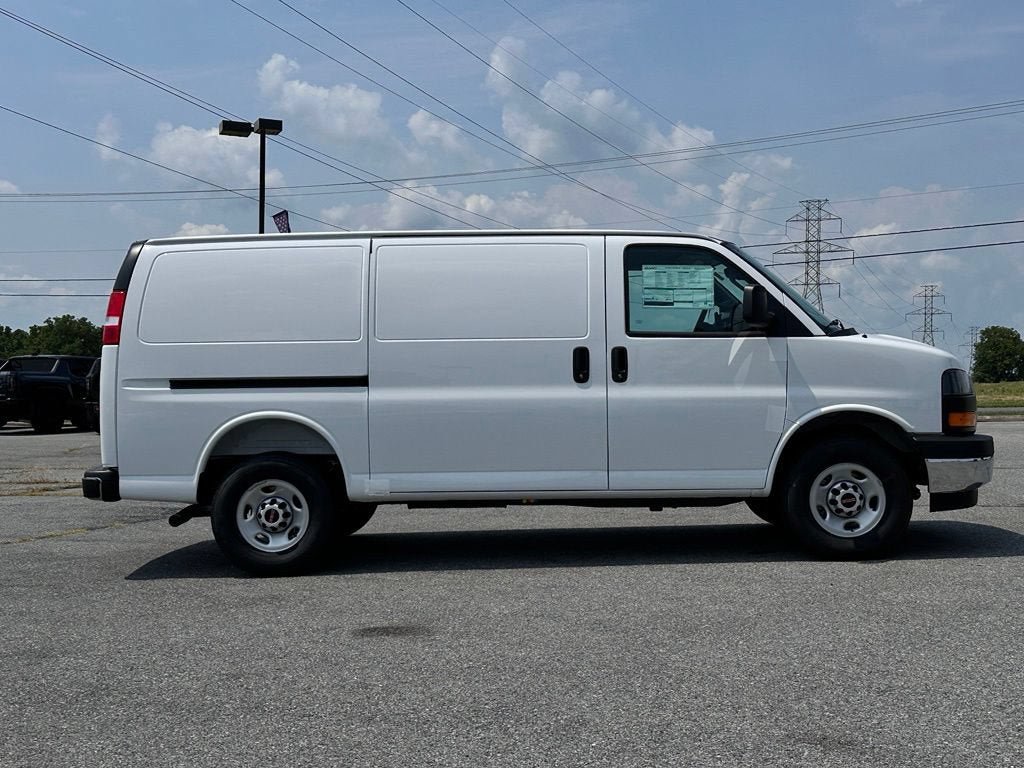 New 2026 GMC Savana 2500 w/ Driver Convenience Package RWD image 3