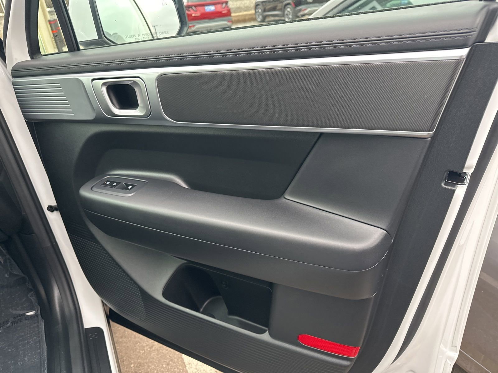 Used 2025 Hyundai Santa Fe SE image 40