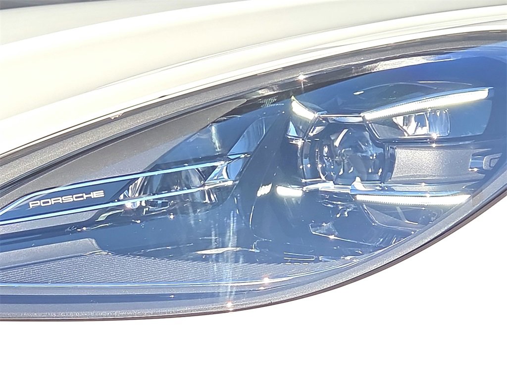 New 2026 Porsche Macan image 25